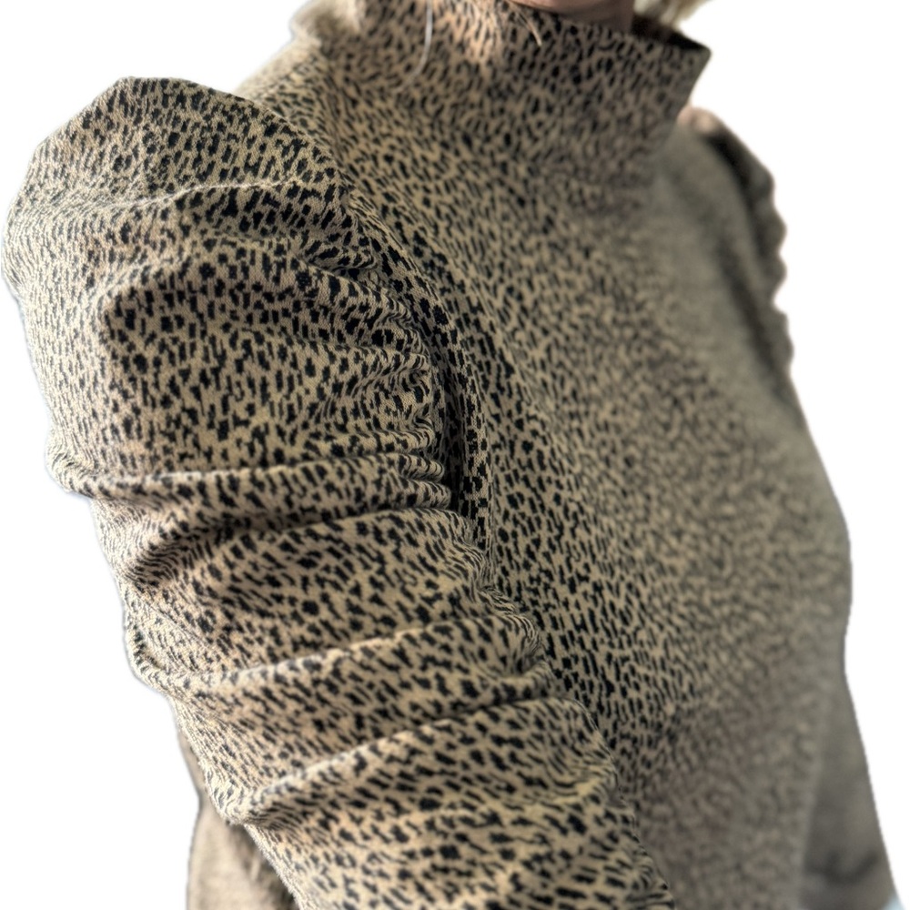 Black and Tan Turtleneck Sweater with Soft Knit Texture